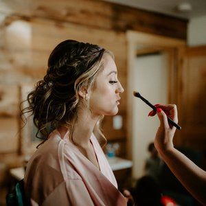 Meet your Posher, Ellie